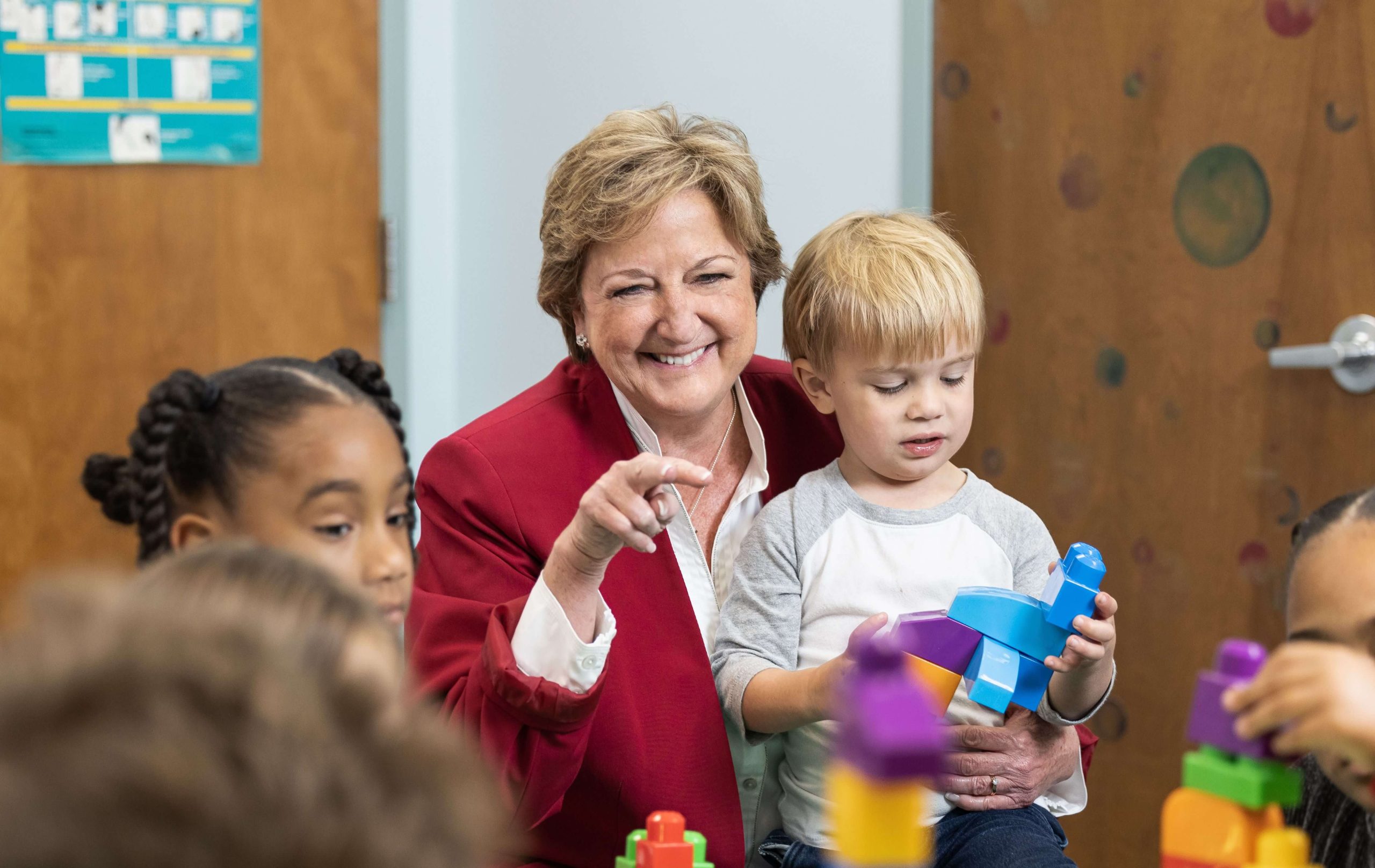 Governor Candidate Sharon Hewitt with Children
